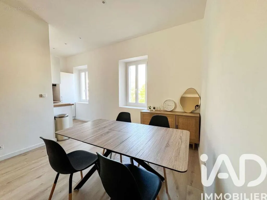 Söögituba - Renovated 3-Bed Flat in Toulon West