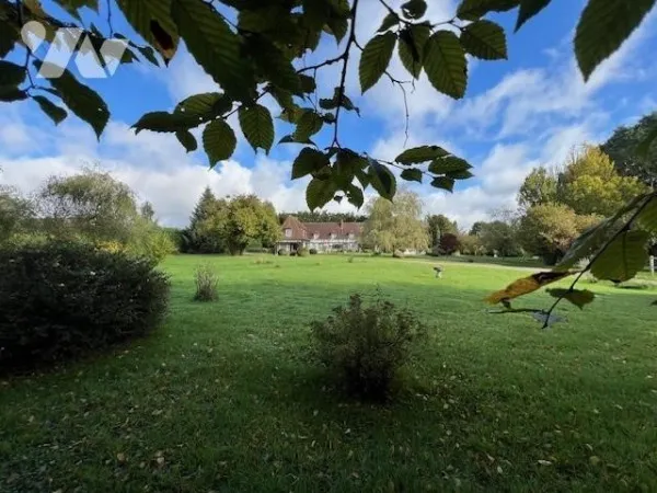 Aed - Norman House with Pool in Bernay