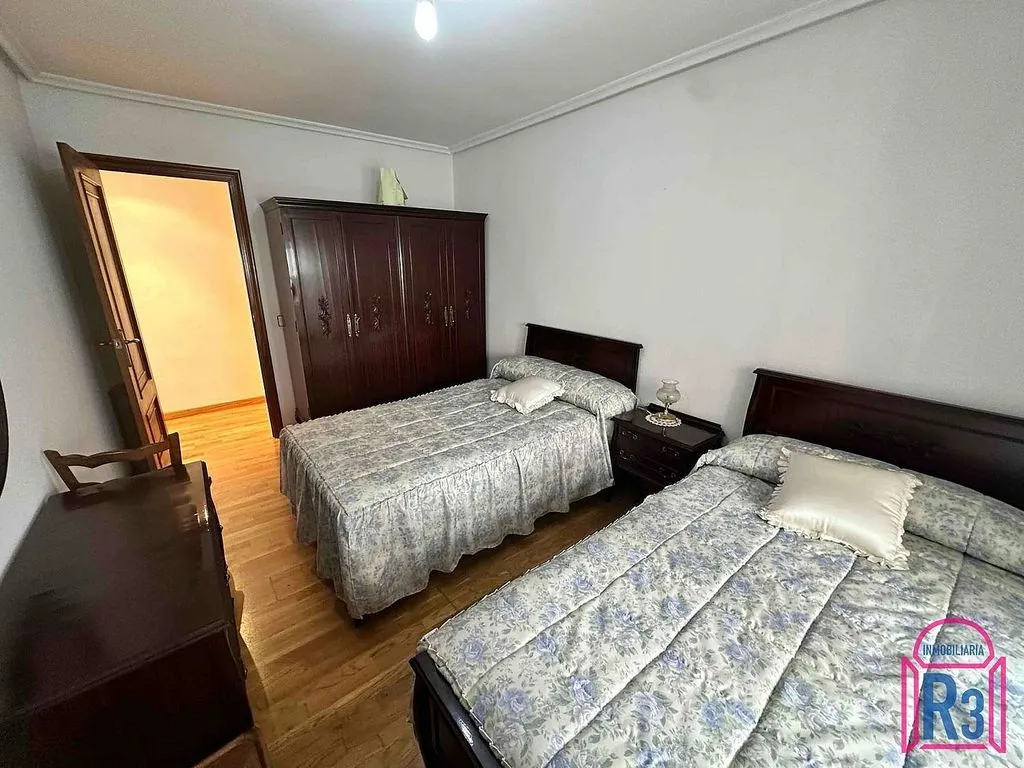 Chambres - 3-Bed Flat with Terrace in San Esteban