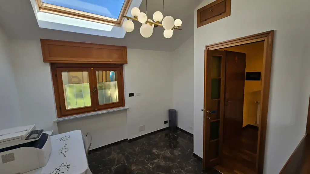 hallway_entrance
