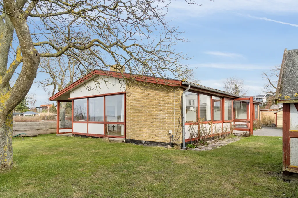 Giardino - Villa with Waterfront Access in Roskilde