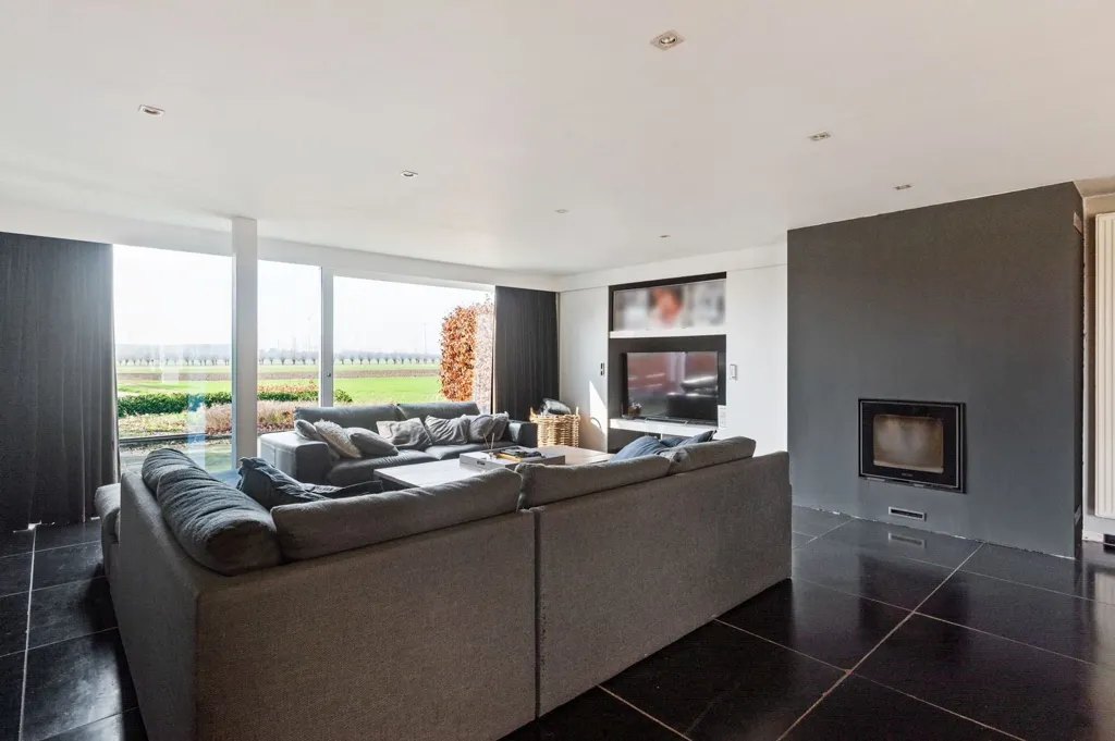 3-bedroom house in Hoevenen