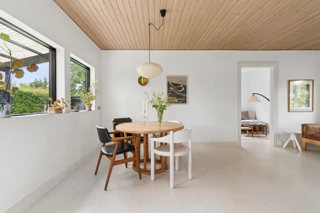 Sala da pranzo - Fenced Villa with Large Garden in Herlev
