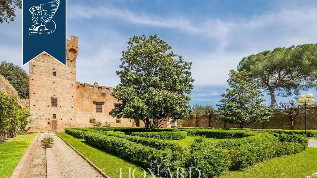 Jardin - Historic Castle with Vineyards near Florence
