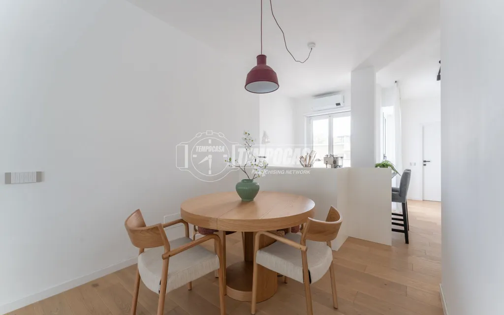 Salle à manger - Rustic-Style Apartment with Balcony in Milan