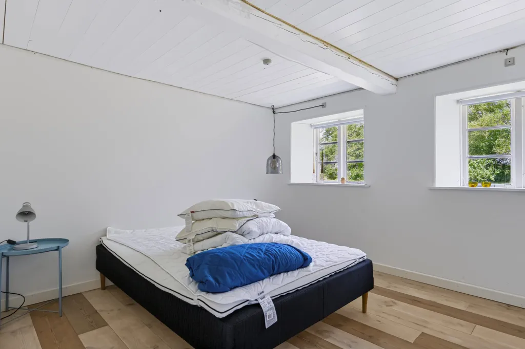 Bedrooms - Historic Villa with Garden in Højer
