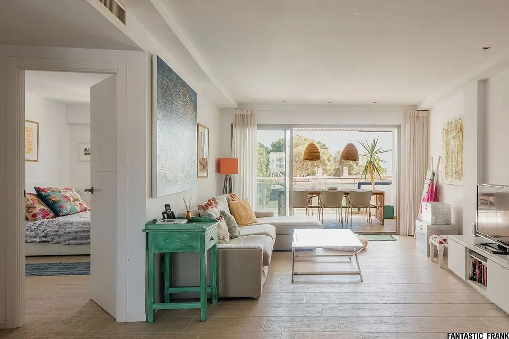 Living Room - Apartment with Sea View and Pool in Santa Eulària
