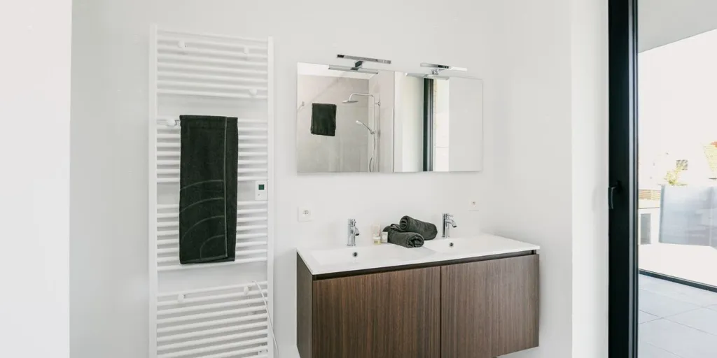 Vannitoad - Stylish Apartment with Terrace in Tiegem