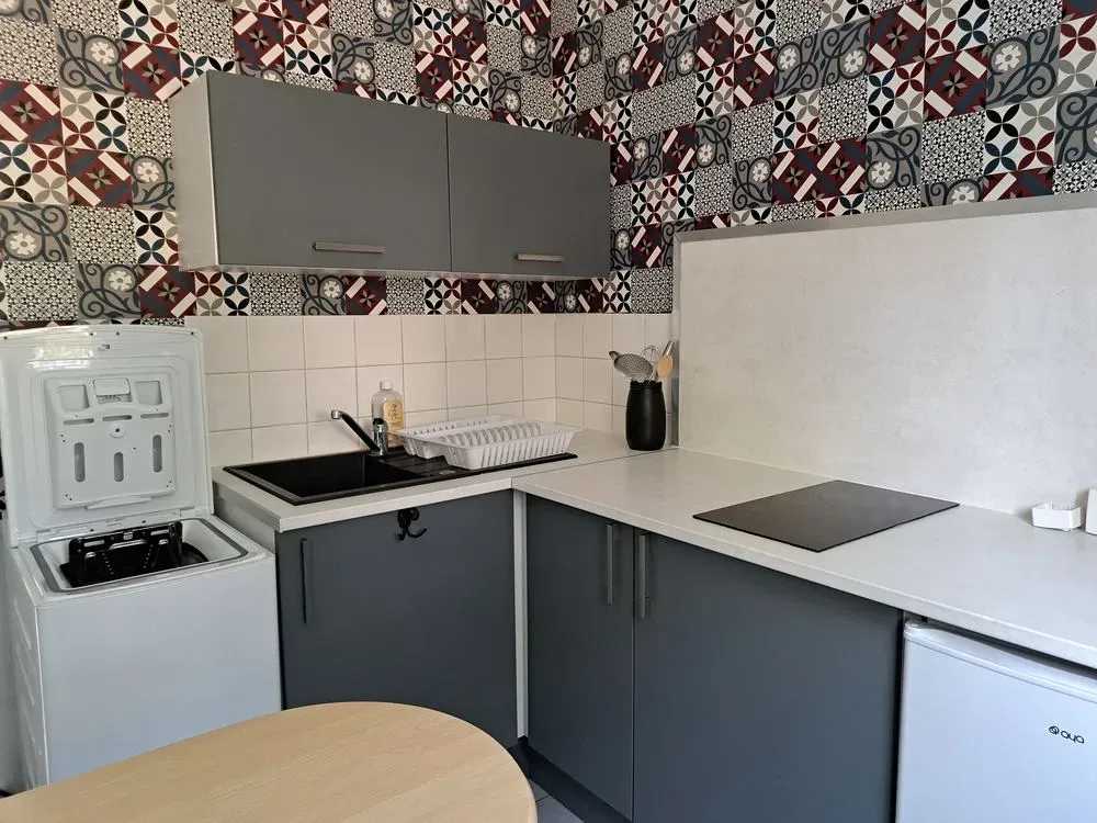 Köök - Studio with City Centre Proximity in Saint-Dizier