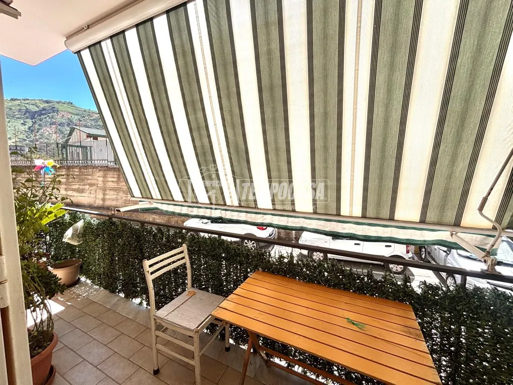 Terrasse - Apartment with Triple Exposure in Naples