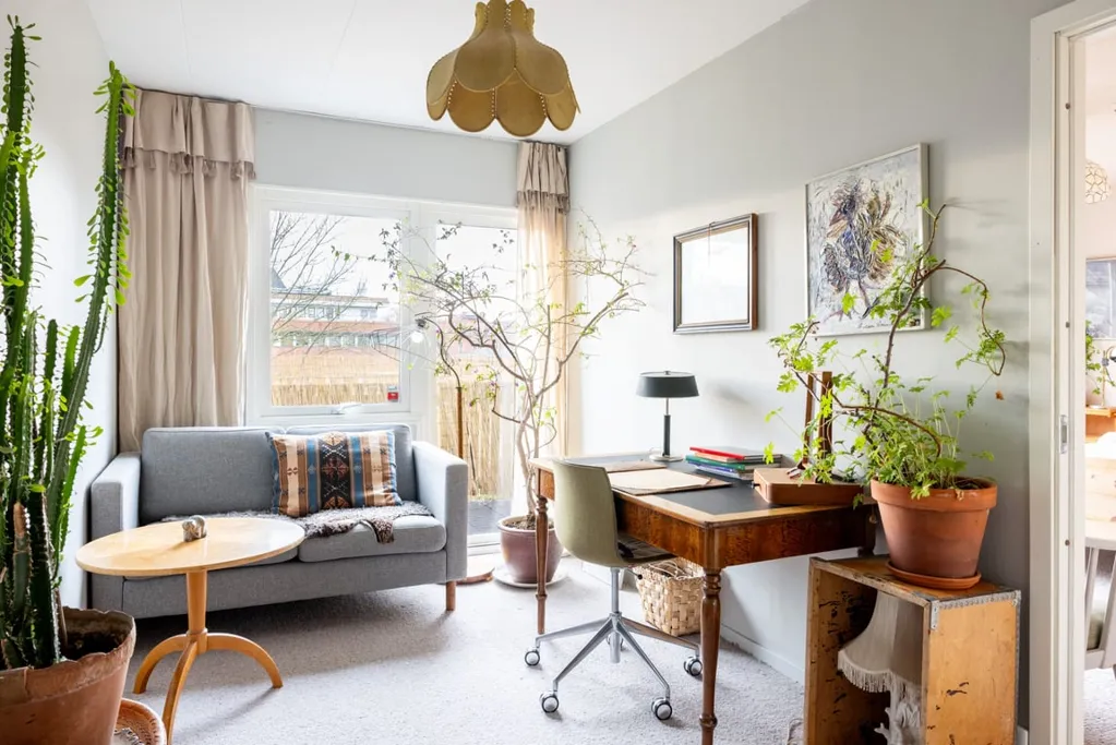 Studio - Renovated 2-Storey House with Garden in Bellevue