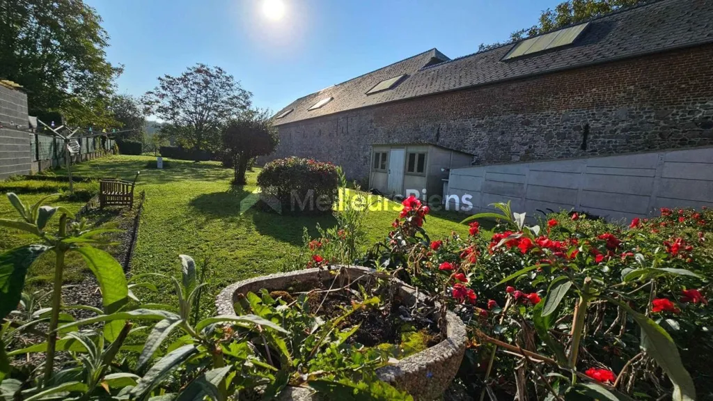 Jardin - Maison Individuelle avec Jardin à Louvignies