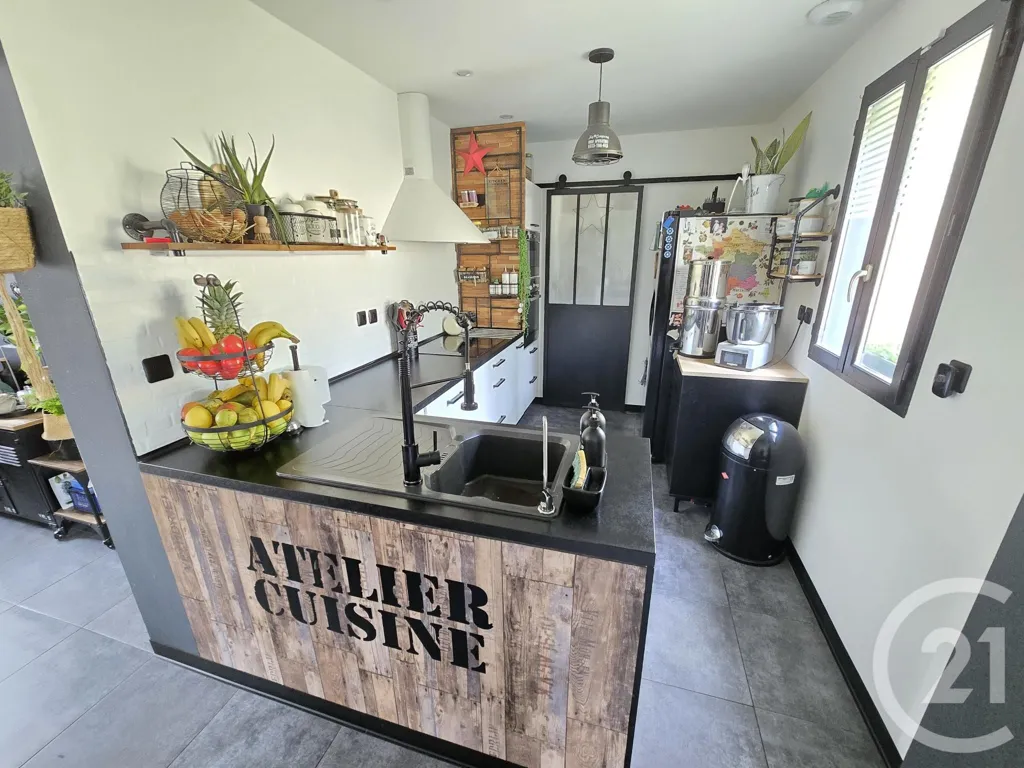 Cuisine - Maison Familiale avec Terrasse à Vigny