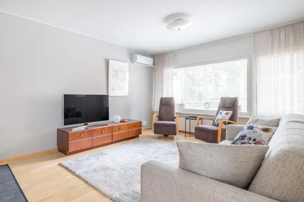 Soggiorno - Modernised Apartment with Garden in Kajaani
