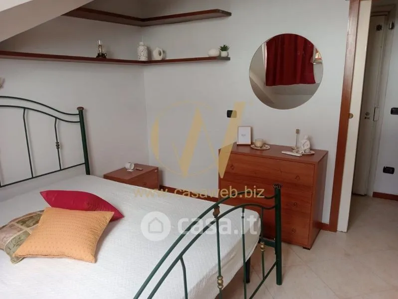 Camere da letto - South-East Facing Loft in Caserta Centre