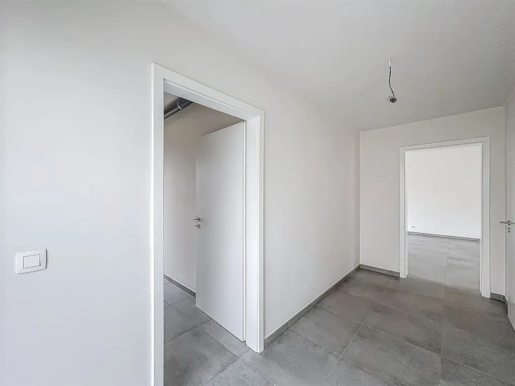 Hallway - 3-Faced House with Terrace in Cle sur l'Heure