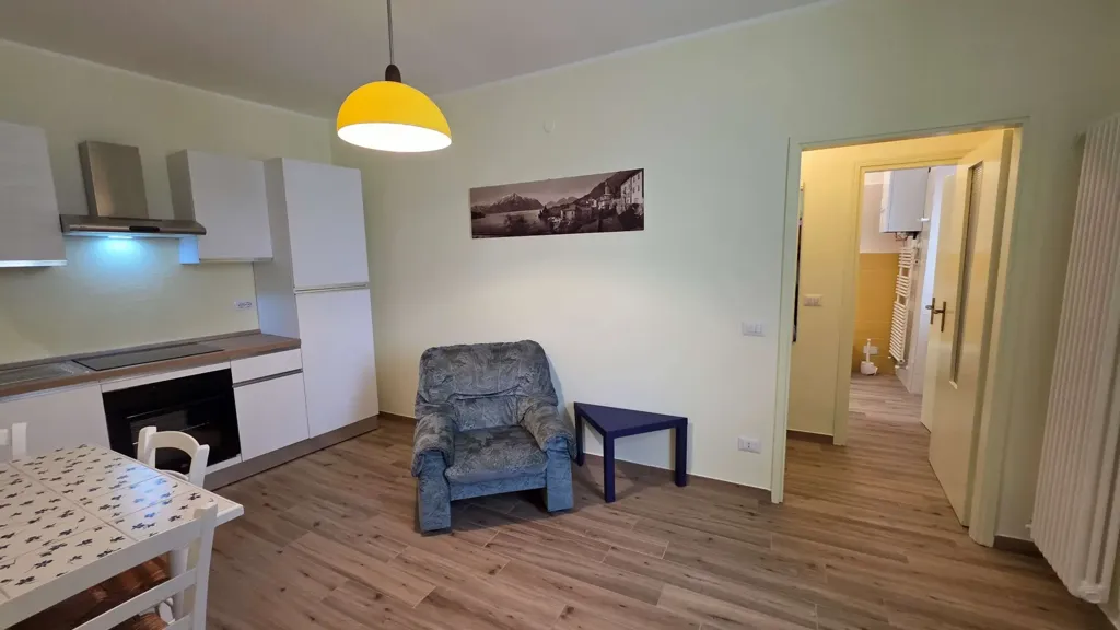 Salle à manger - Modernised Apartment with Lake View in Sala Comacina