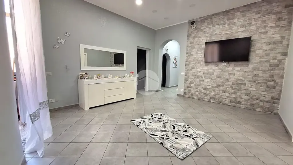 Séjour - Rear-Facing Apartment with Balcony in Palermo