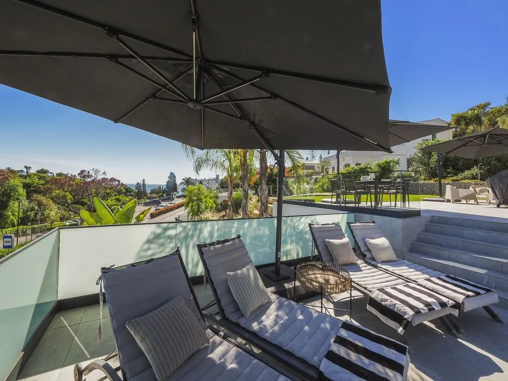 Terrasse - Contemporary Villa with Pool in Lagoa