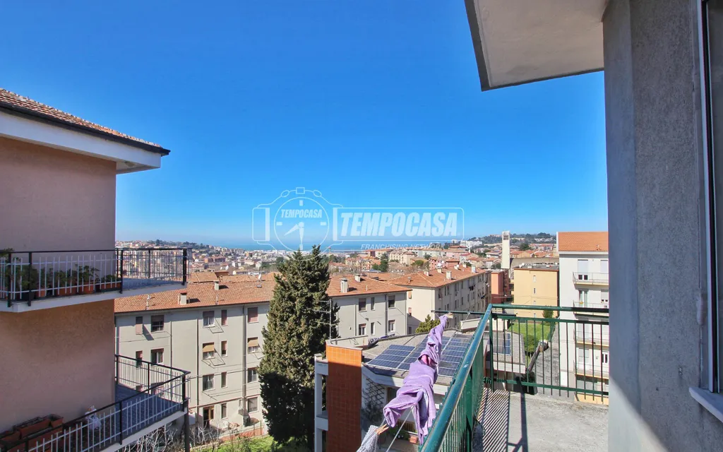 Balcon - Renovated Apartment with Sea View in Ancona