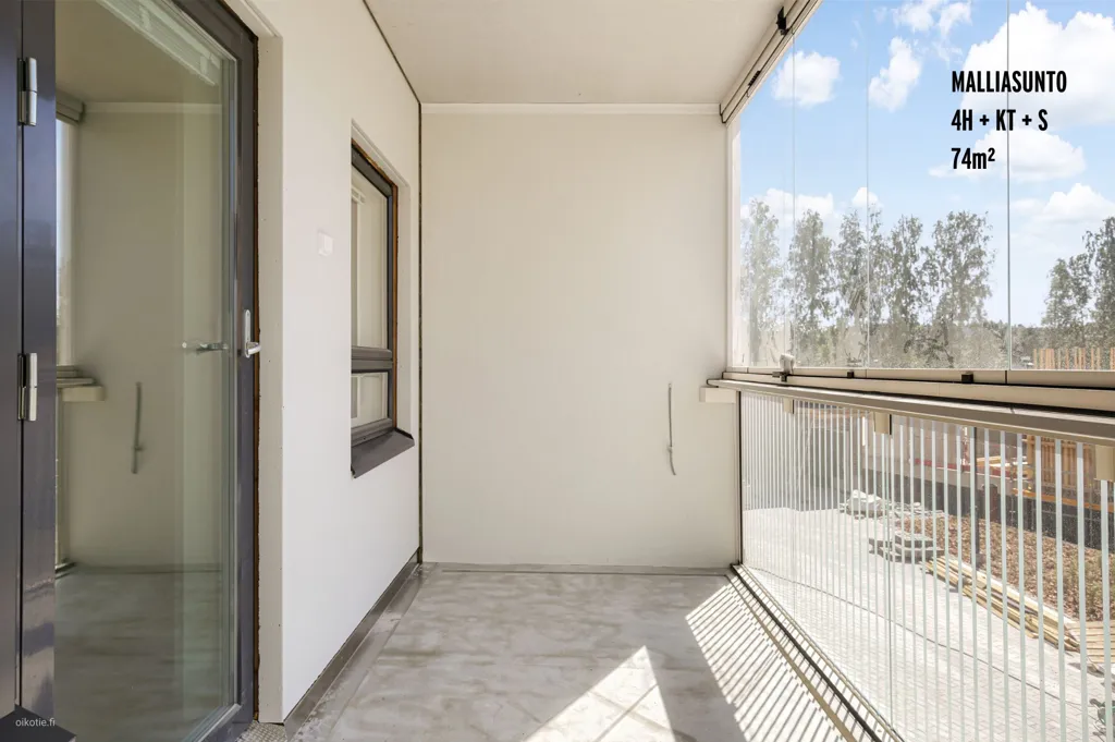 Balcon - Modern Apartment with Balcony in Leppävaara, Espoo