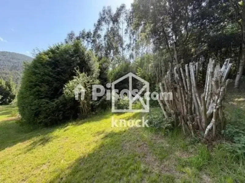 Aed - Rustic Finca with Mountain Views in Castrillón