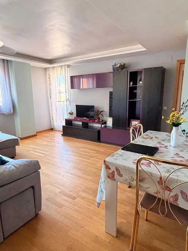 Elutuba - Penthouse with Pool in Valdemoro