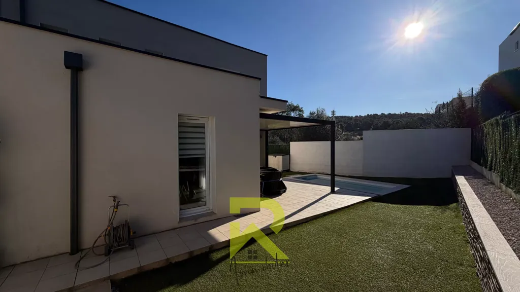 Jardin - Villa Contemporaine avec Piscine près d'Agde