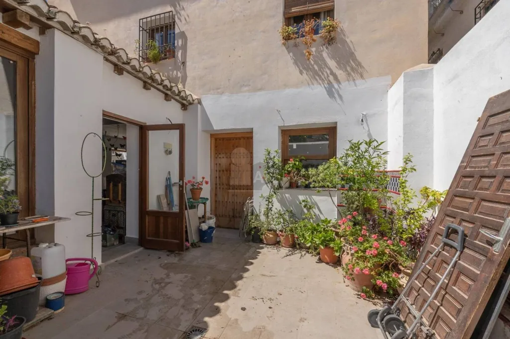 Aed - Corner Chalet with Terraces in Albaicín
