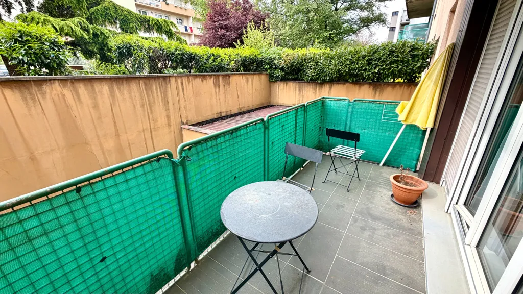 Terrasse - Appartement Meublé 2 Pièces avec Balcon à Colmar