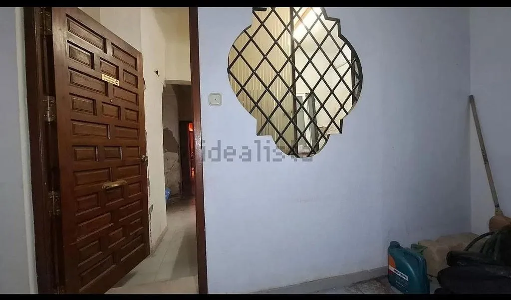 hallway_entrance