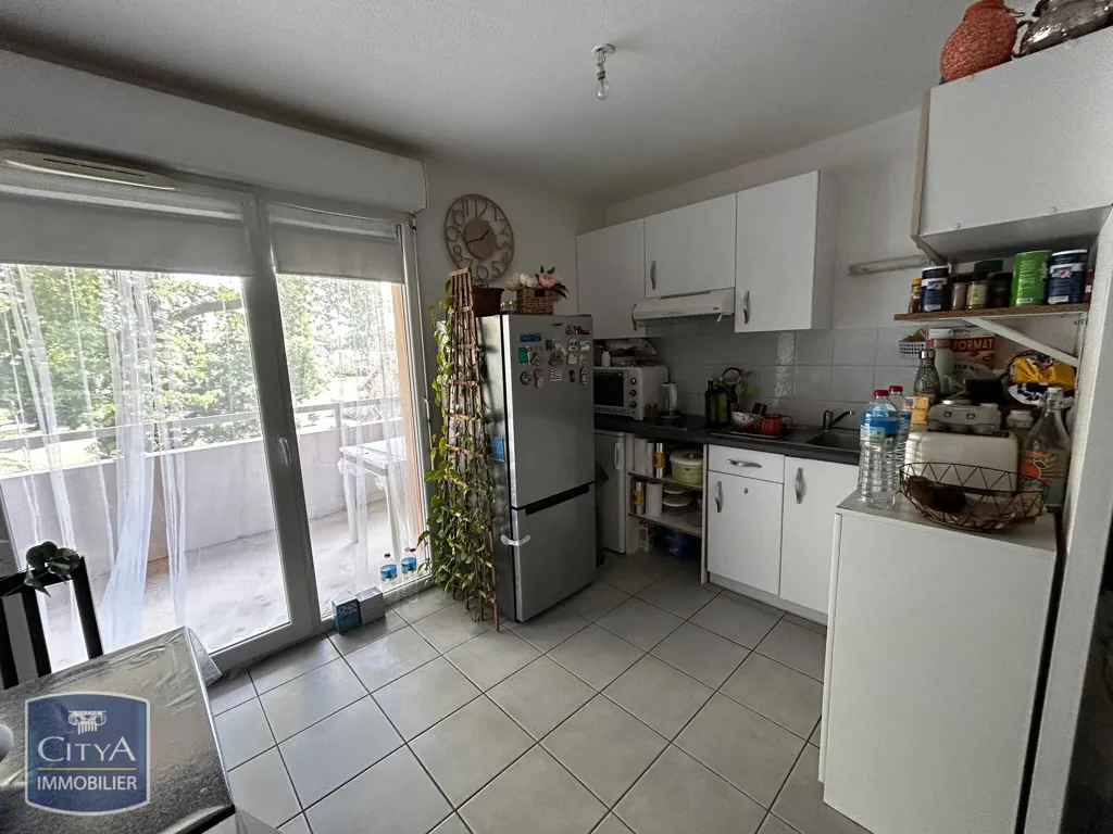 Cucina - Two-Bedroom Apartment with Terrace in Dax