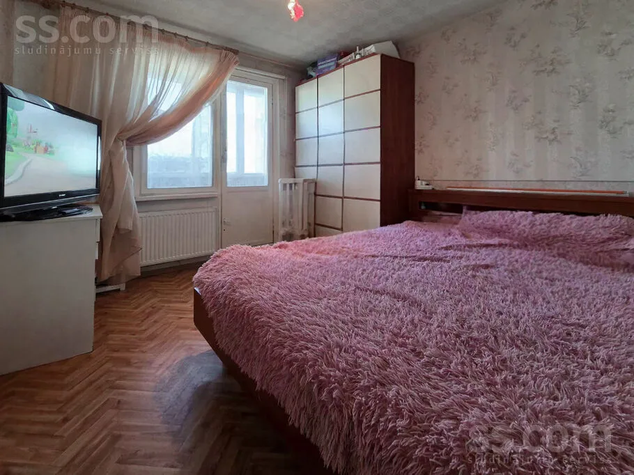 Chambres - Bright Three-Bedroom Flat in Pļavnieki, Riga