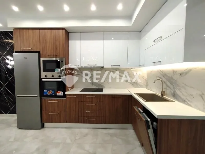 Köök - Renovated Apartment with Balcony in Thessaloniki
