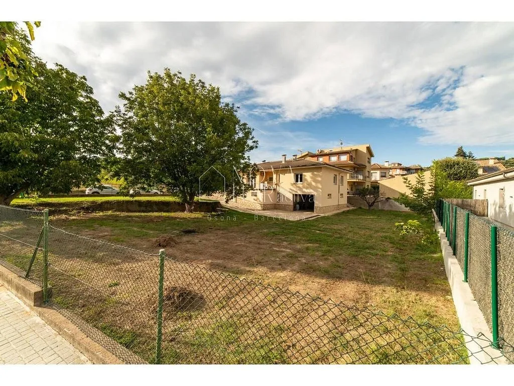 Jardin - Chalet with Terrace and Garage in Tona