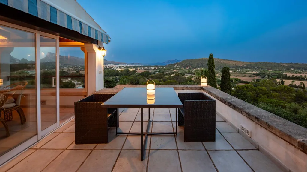 Terrazza - Villa with Sea Views in Pollença