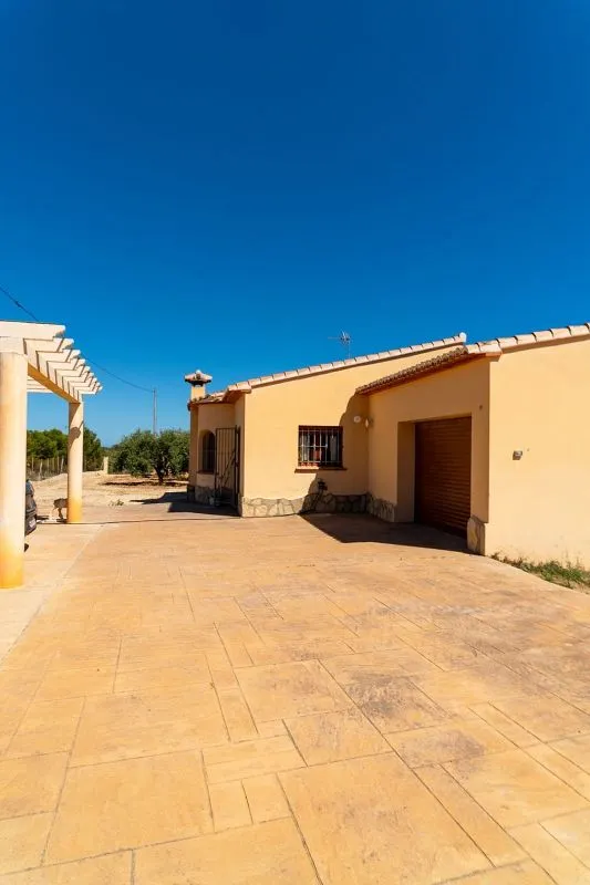 Giardino - Finca with Terrace in Benissa Village