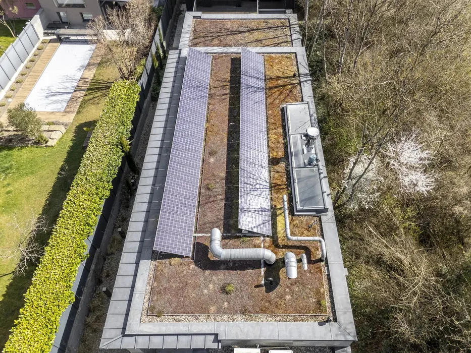 Vue aérienne - Villa Luxueuse avec Piscine à Bereldange