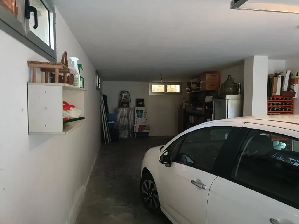 Garage - Independent House with Garden in Fabriano