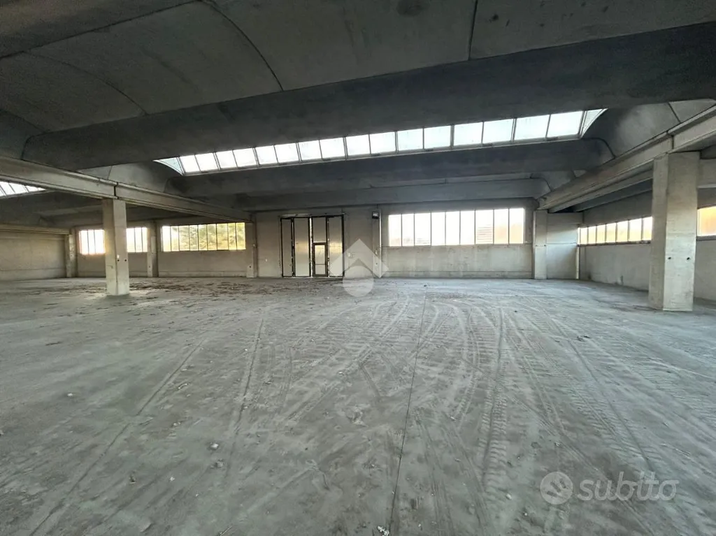 Stanze - Industrial Warehouse in Cellatica
