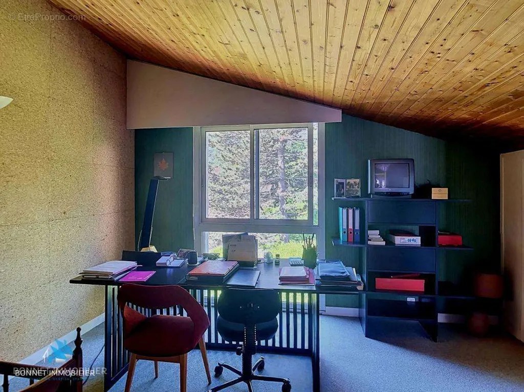 Bureau - Villa avec Piscine à Chamalières