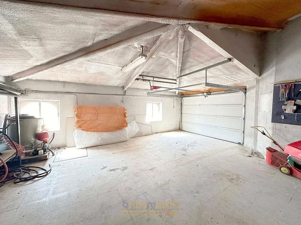 Garage - Chalet with Pool in Machacón, Salamanca