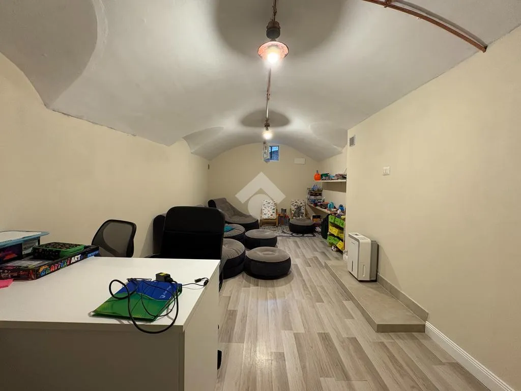 Toad - Semi-Independent House with Private Courtyard in Caravino