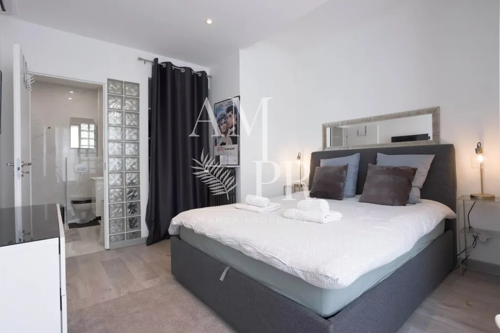 Camere da letto - Art Deco Flat with Balcony in Cannes