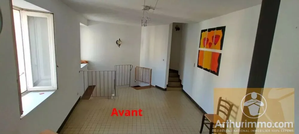Esik - Divisible House in Marvejols Centre