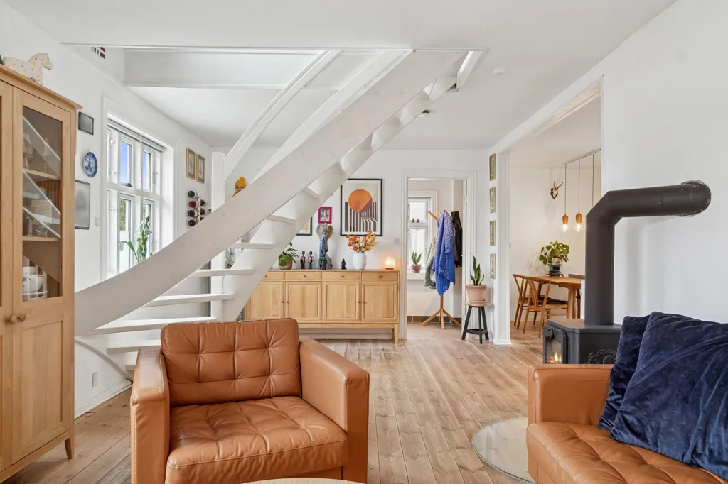 Maison 4 pièces à Hovedgård