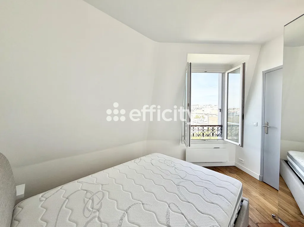 Chambres - Appartement Lumineux avec Vue Dégagée à Paris 20ème