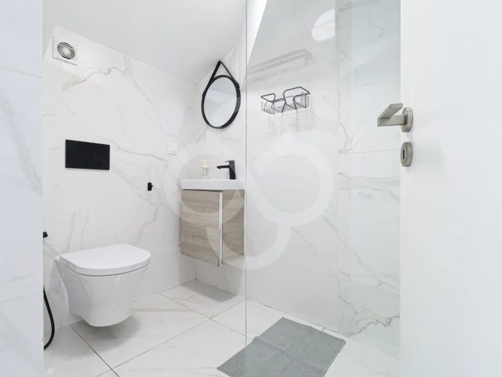 Salles de bain - 2-Bedroom Flat with Balcony in Largo do Rato, Lisbon