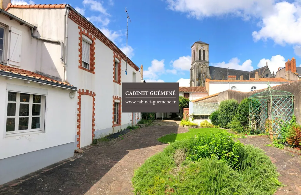 Jardin - Maison de Caractère avec Jardin à Vieillevigne