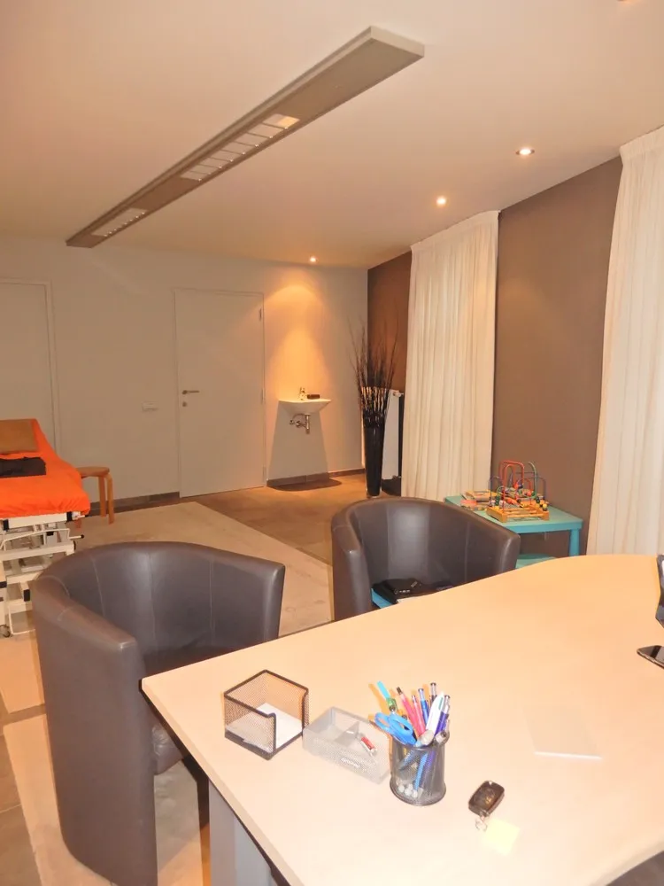 Kabinet - Office Space with Kitchenette in Meulebeke